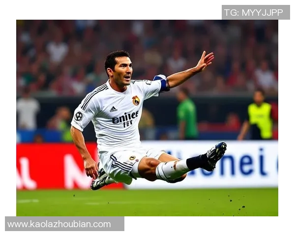 足球明星三字揭秘:他们背后的故事与成就让你重新认识这些绿茵场上的传奇人物