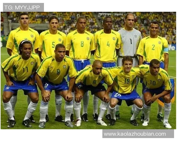 重庆足球队在世界杯积分榜上以77分稳居第一名展现强劲实力